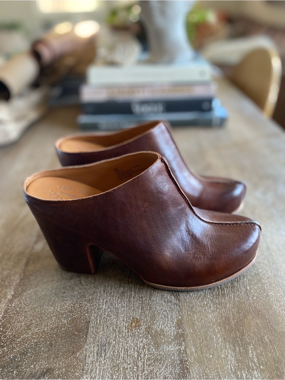Kork-Ease Sagano leather mules, new.